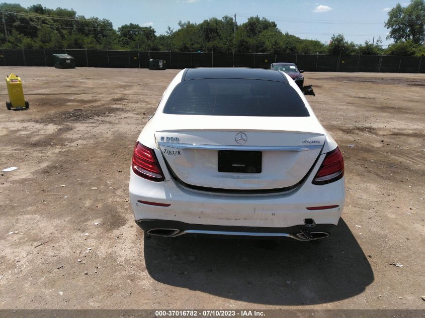 2017 Mercedes-Benz E 300 4Matic VIN: WDDZF4KB8HA033979 Lot: 37016782