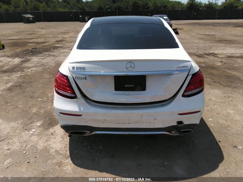 2017 Mercedes-Benz E 300 4Matic VIN: WDDZF4KB8HA033979 Lot: 37016782