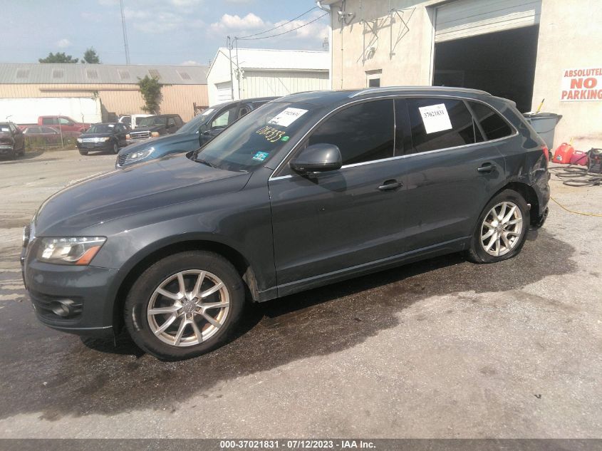 2010 Audi Q5 3.2 Premium VIN: WA1LKAFP7AA082333 Lot: 37021831