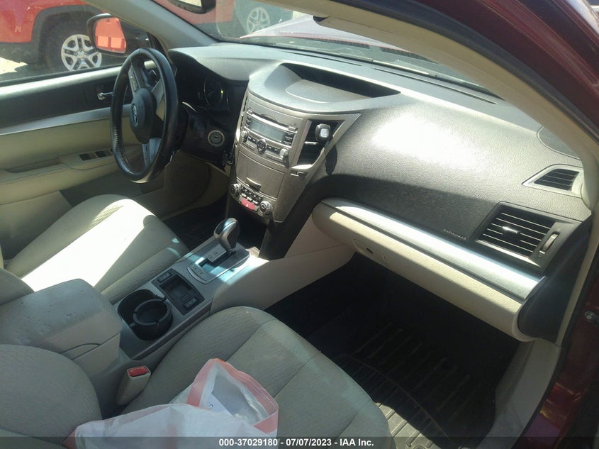 2011 SUBARU OUTBACK auction photo 5