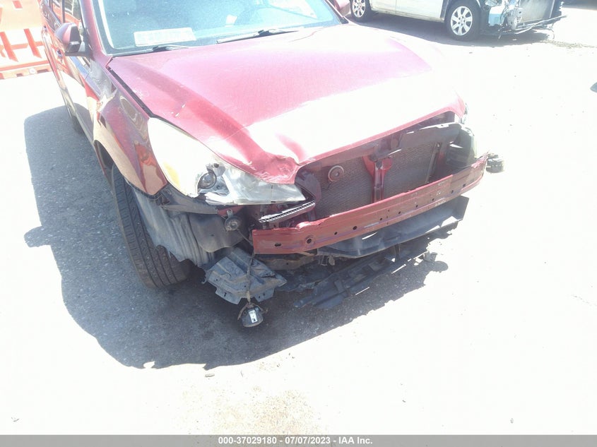 2011 SUBARU OUTBACK auction photo 6