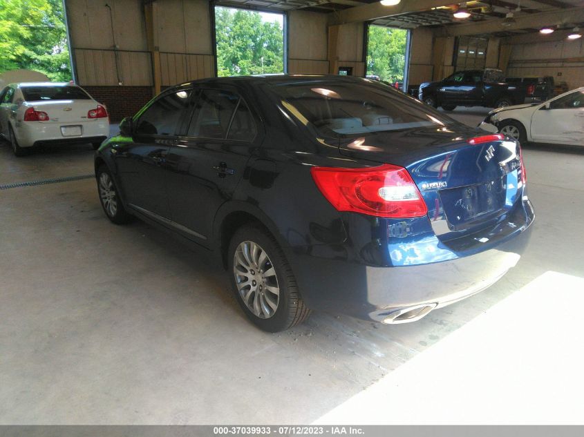 VIN JS2RF9A32D6100192 2013 Suzuki Kizashi, SE no.3