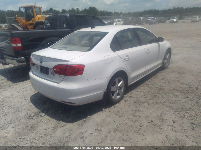 3VWLL7AJ6CM334682 2012 Volkswagen Jetta 2.0L Tdi