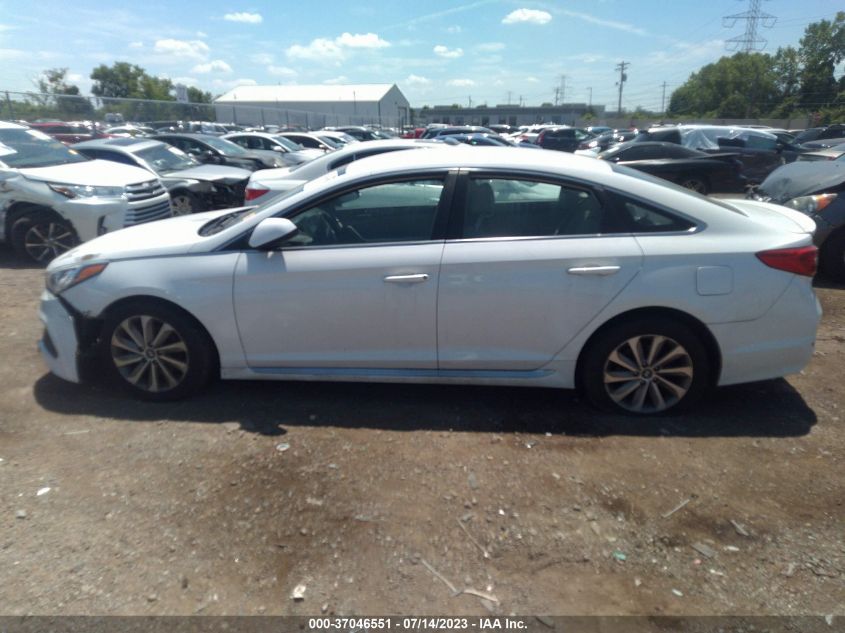 2015 Hyundai Sonata 2.4L Sport VIN: 5NPE34AF2FH027610 Lot: 37046551