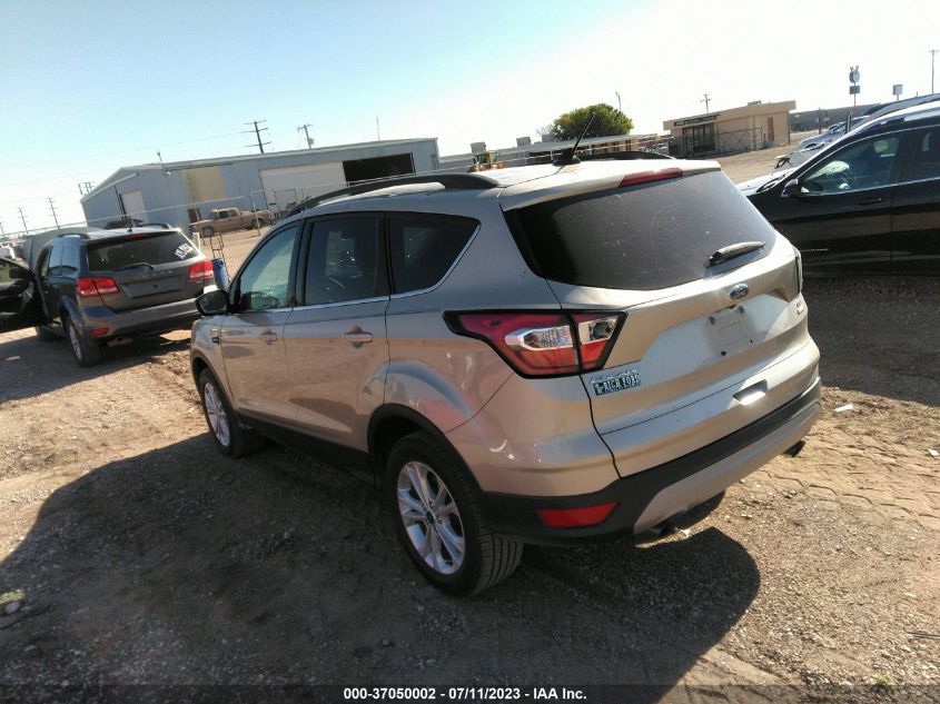 1FMCU9GD2JUA64254 2018 Ford Escape Se