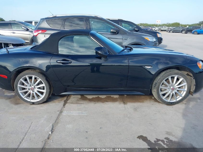 JC1NFAEK8H0103034 2017 Fiat 124 Spider Lusso