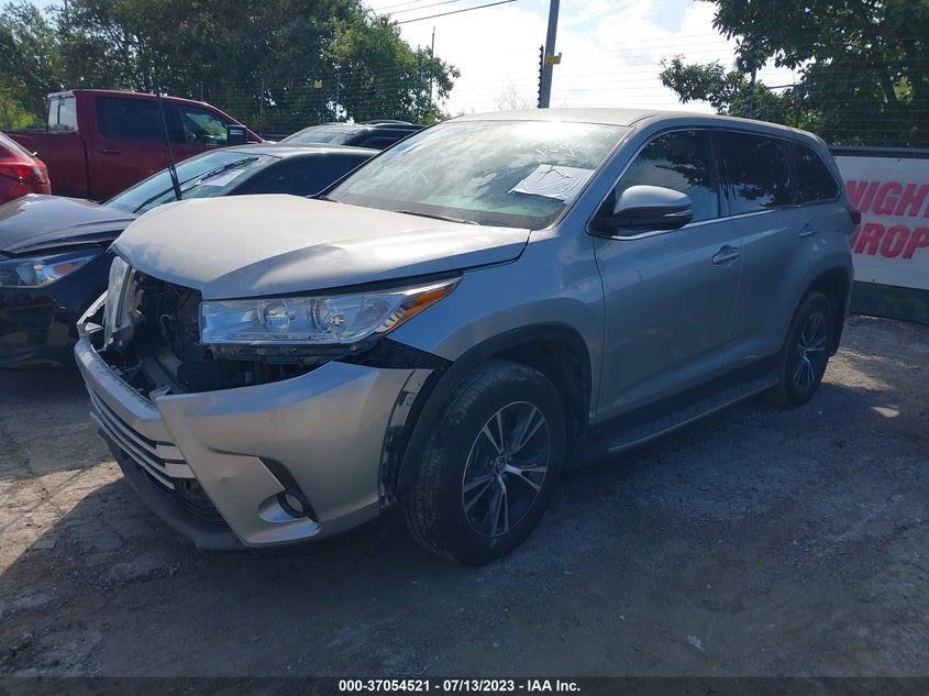 2019 TOYOTA HIGHLANDER LE PLUS VIN: 5TDZZRFH5KS360265