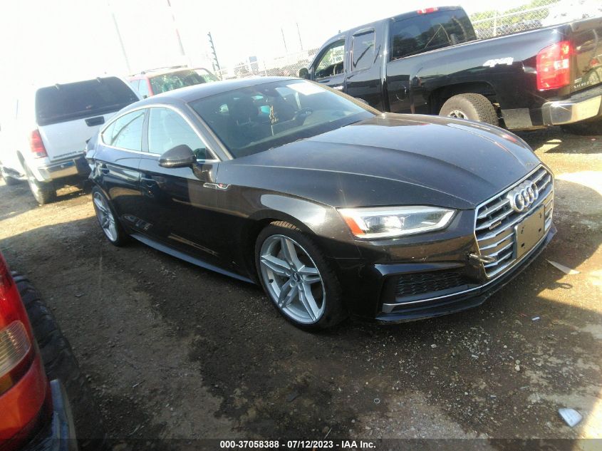 WAUFNCF55JA029213 2018 Audi A5 2.0T Premium