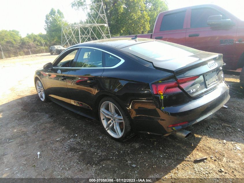 WAUFNCF55JA029213 2018 Audi A5 2.0T Premium