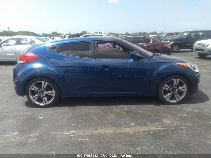 2017 Hyundai Veloster Value Edition VIN: KMHTC6AD9HU322239 Lot: 37068913