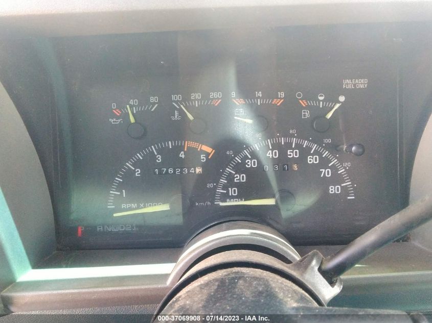 1994 GMC Sierra C1500 VIN: 2GTEC19K9R1574797 Lot: 37069908