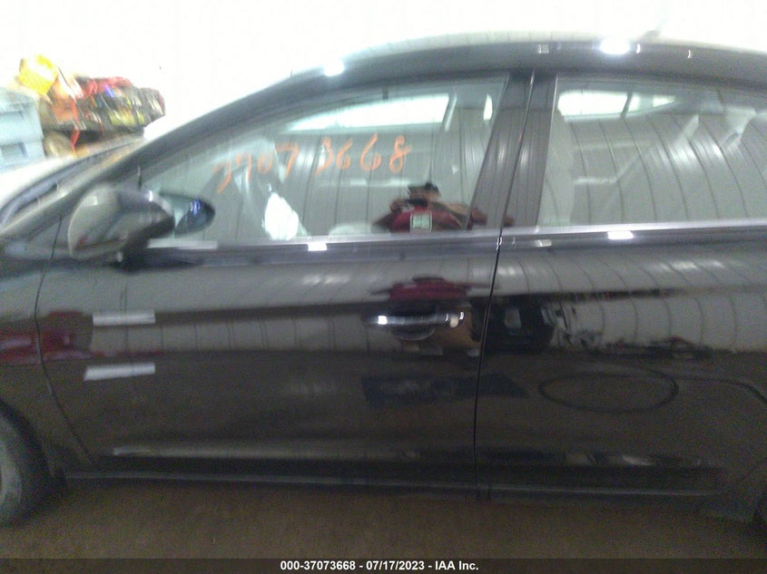 2019 Hyundai Elantra Se VIN: 5NPD74LF6KH496223 Lot: 37073668