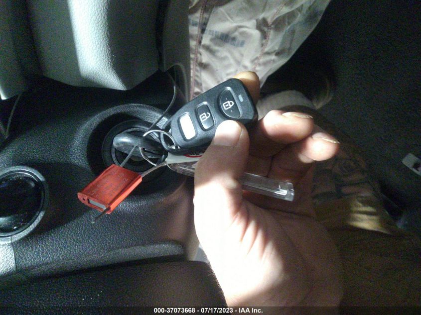 2019 Hyundai Elantra Se VIN: 5NPD74LF6KH496223 Lot: 37073668