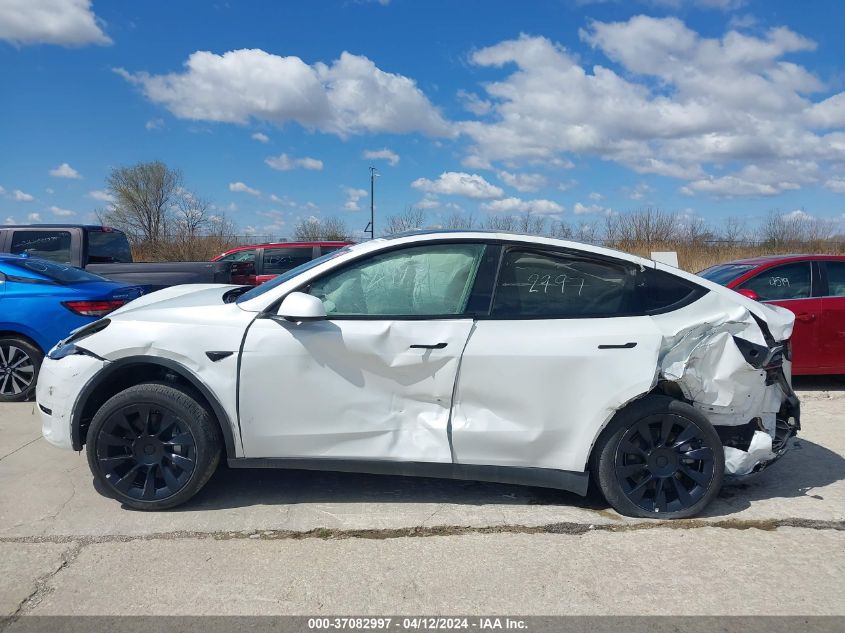 2023 Tesla Model Y VIN: 7SAYGDEE6PF638536 Lot: 37082997