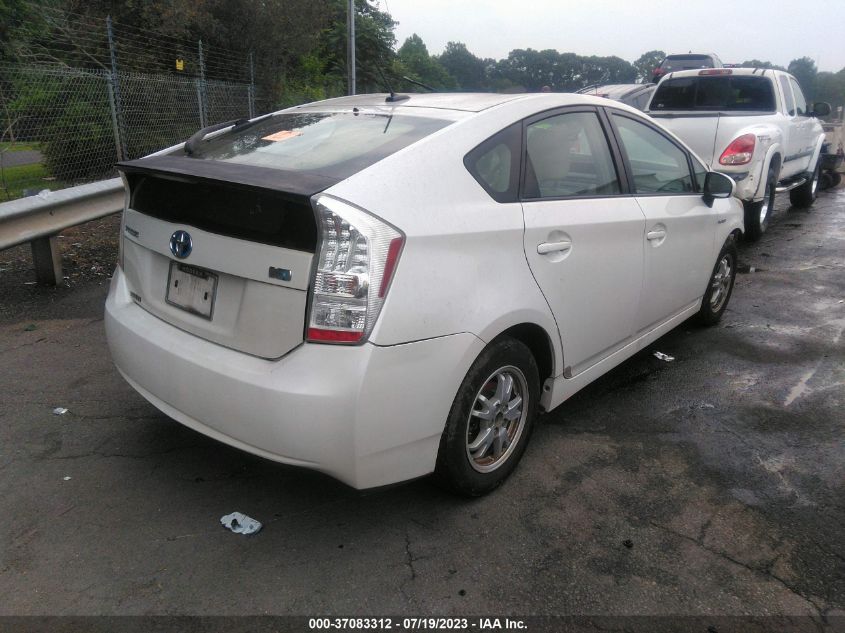 JTDKN3DUXA1107125 2010 Toyota Prius Iii