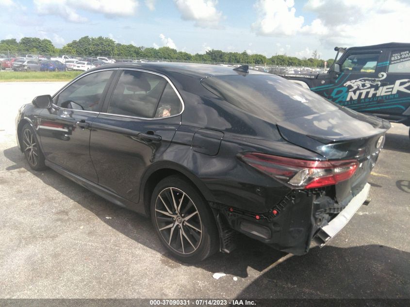 4T1G11AK7MU526136 2021 Toyota Camry Se