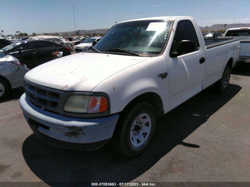 1998 Ford F-250 Xlt/Standard/Lariat/Xl VIN: 1FTRF2767WKB29569 Lot: 37093663