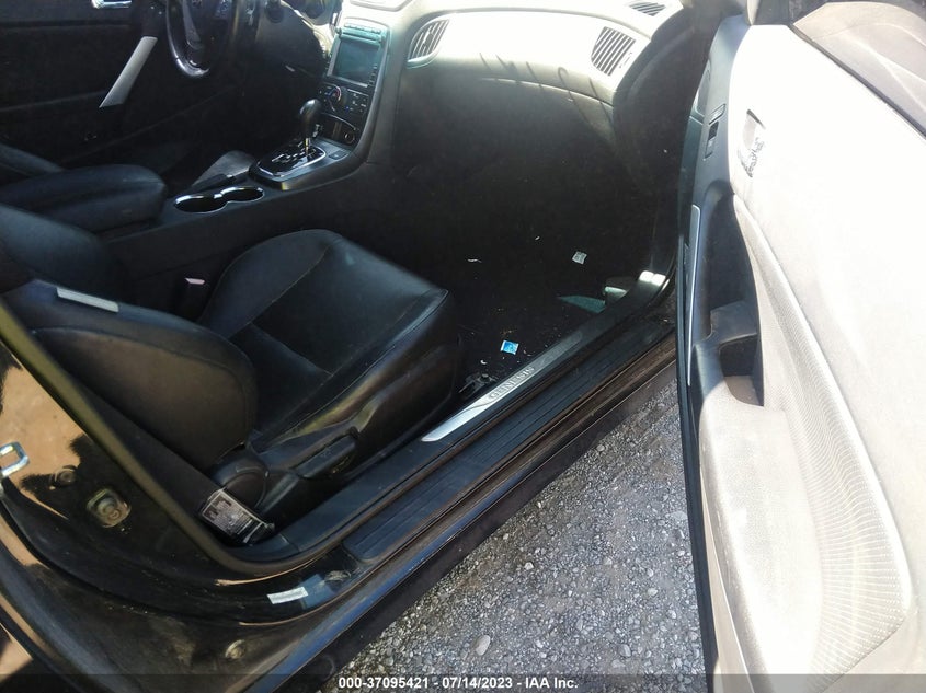 2011 Hyundai Genesis 3.8 Grand Touring VIN: KMHHU6KH6BU061423 Lot: 37095421