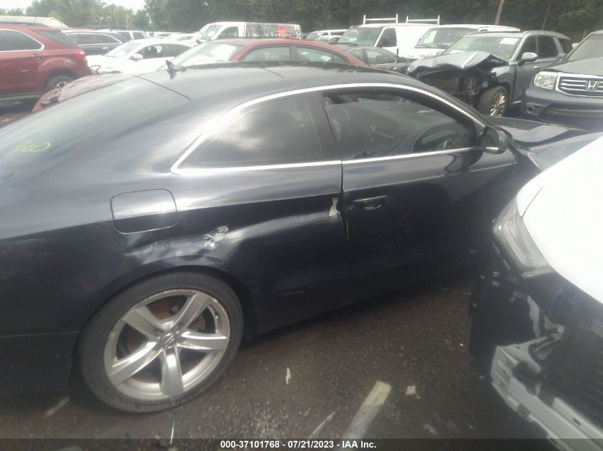 WAUVFAFR6DA026826 2013 Audi A5 2.0T Premium