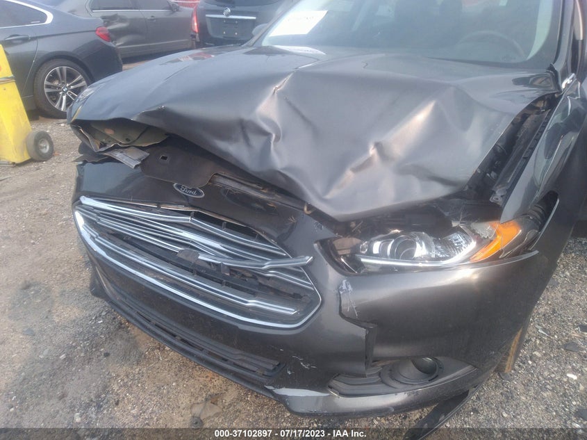 2015 FORD FUSION SE VIN: 3FA6P0H75FR274056