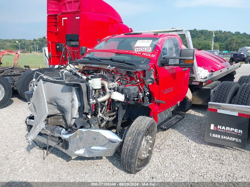 1HTKHPVK1NH662279 2022 CHEVROLET SILVERADO photo no. 2