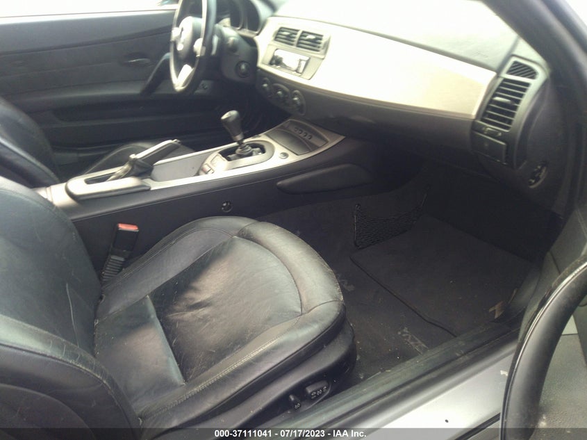2004 BMW Z4 3.0I VIN: 4USBT53574LT25683 Lot: 37111041