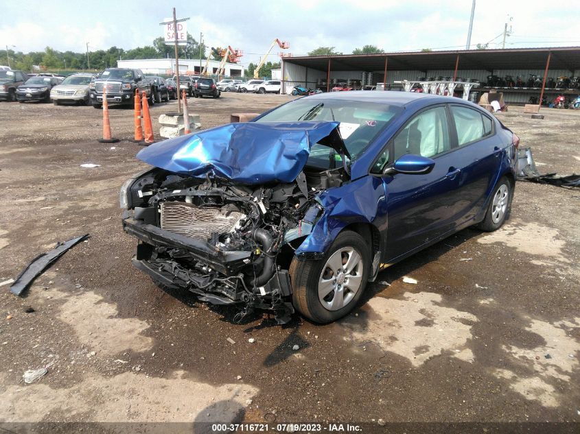 3KPFK4A76JE169665 2018 Kia Forte Lx