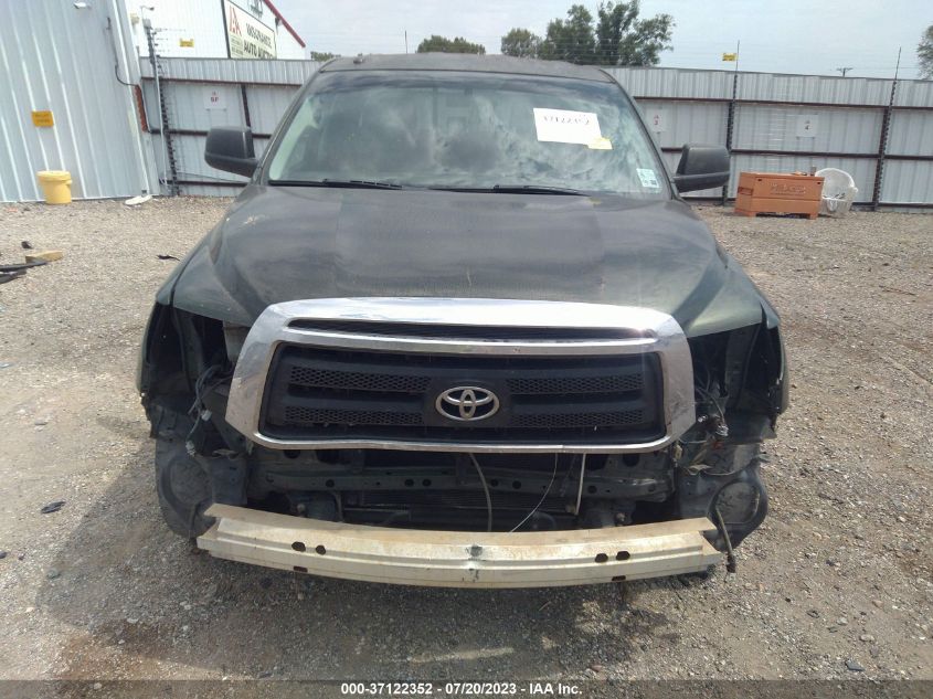 2012 Toyota Tundra Grade 4.6L V8 VIN: 5TFRM5F12CX041427 Lot: 37122352