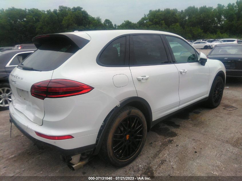 2017 Porsche Cayenne S VIN: WP1AB2A25HLA53067 Lot: 37131040