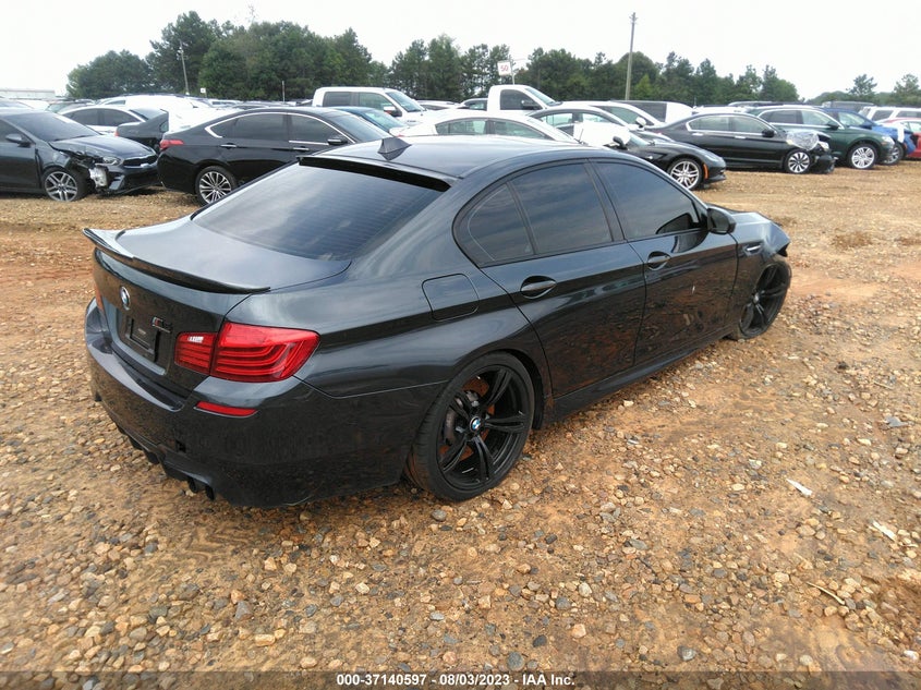 2015 BMW M5 VIN: WBSFV9C53FD594696 Lot: 37140597
