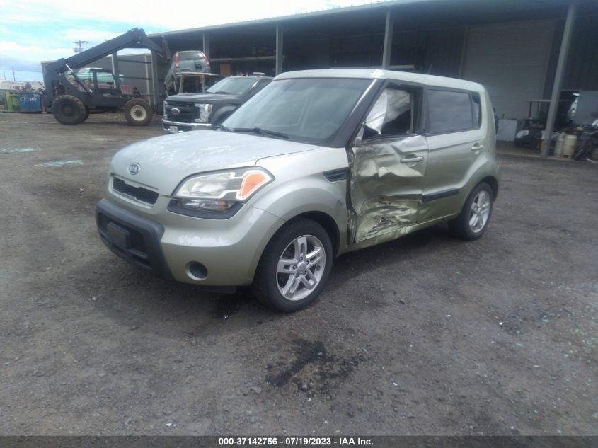 KNDJT2A27B7243774 2011 Kia Soul +