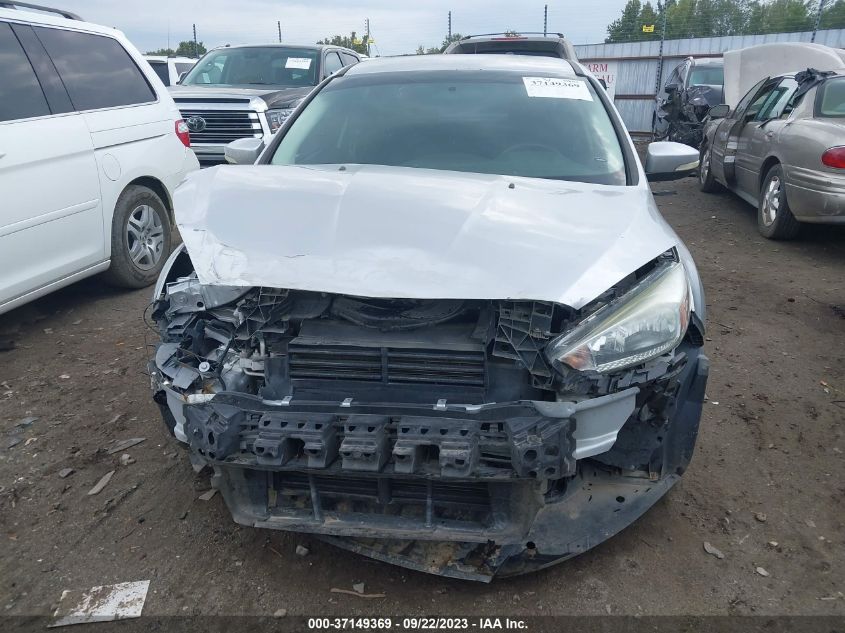 1FADP3F24HL241700 2017 Ford Focus Se