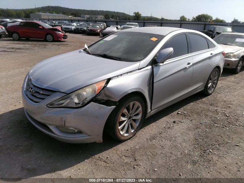 5NPEC4AC4CH425970 2012 Hyundai Sonata Se