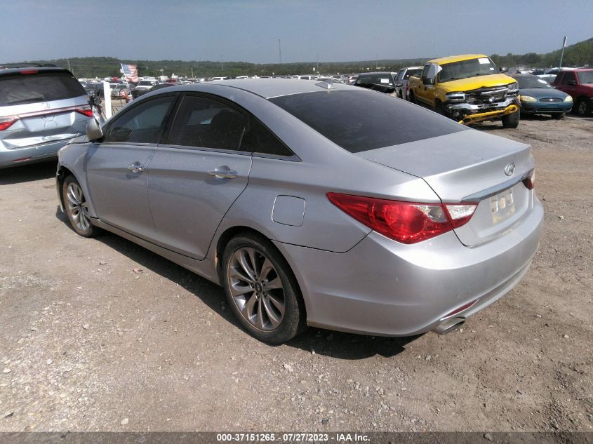 5NPEC4AC4CH425970 2012 Hyundai Sonata Se