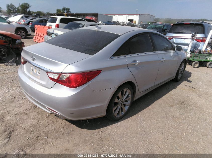 5NPEC4AC4CH425970 2012 Hyundai Sonata Se