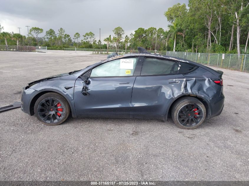 2022 Tesla Model Y Long Range Dual Motor All-Wheel Drive VIN: 7SAYGDEE6NF459491 Lot: 37165157