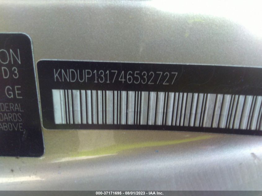 KNDUP131746532727 2004 Kia Sedona Lx/Ex