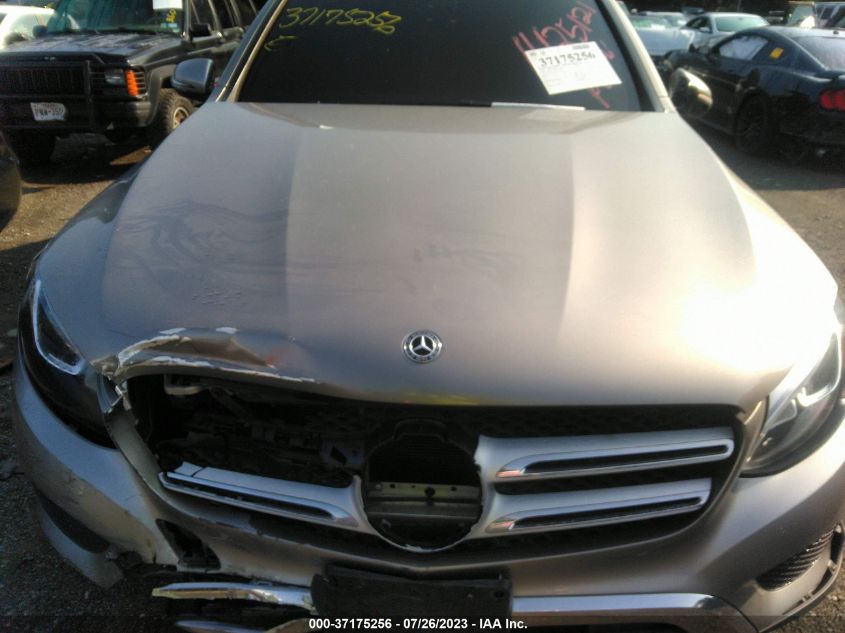 WDC0G5EB2KF597746 2019 Mercedes-Benz Glc 350E