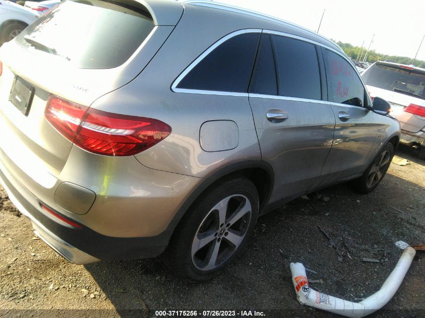 WDC0G5EB2KF597746 2019 Mercedes-Benz Glc 350E