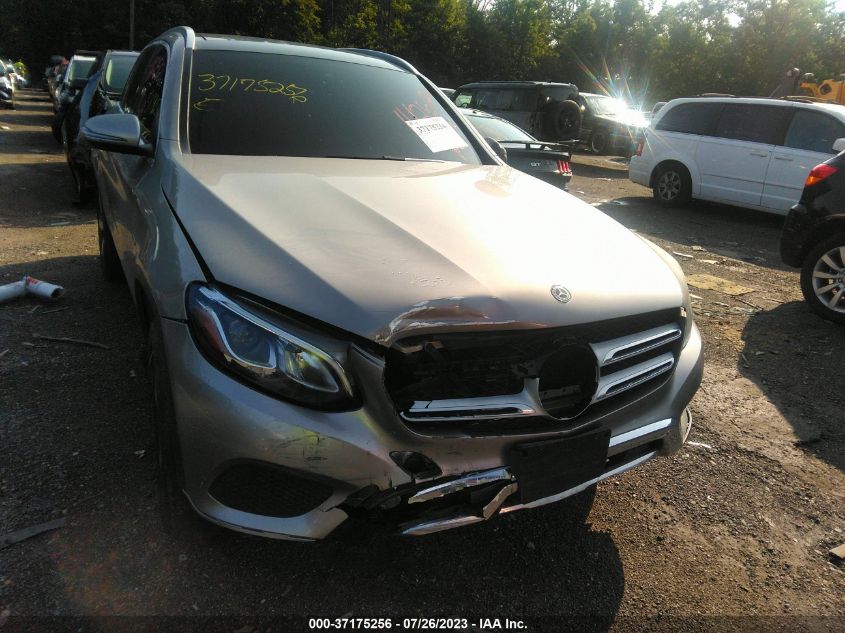 WDC0G5EB2KF597746 2019 Mercedes-Benz Glc 350E