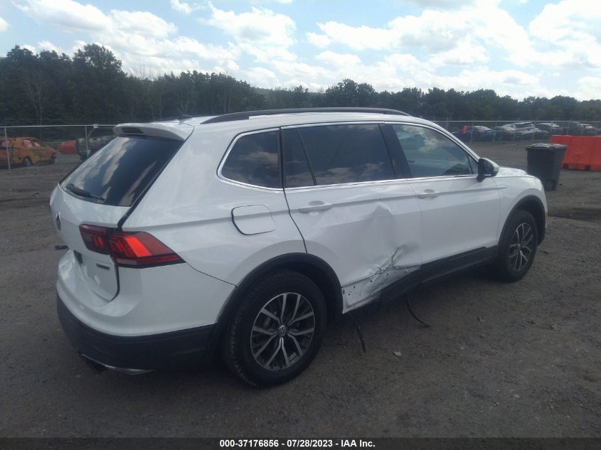 2019 Volkswagen Tiguan 2.0T Sel/2.0T Sel R-Line/2.0T Sel R-Line Black/2.0T Se VIN: 3VV2B7AX4KM010653 Lot: 37176856