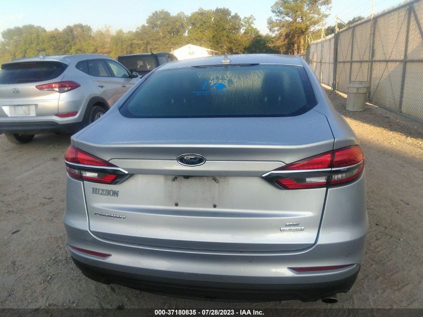 3FA6P0HD9KR103486 2019 Ford Fusion Se