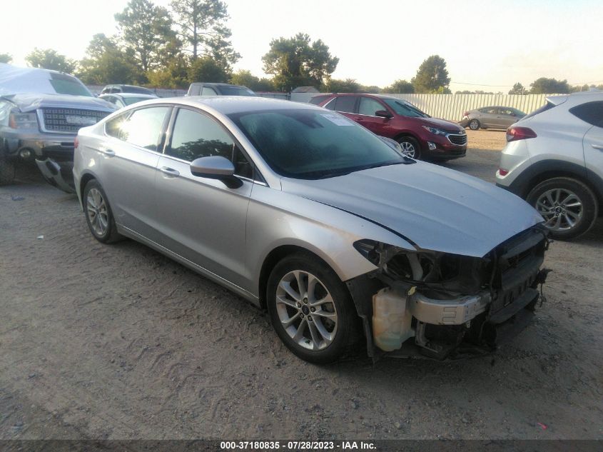 3FA6P0HD9KR103486 2019 Ford Fusion Se