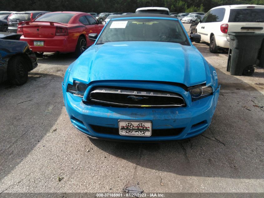 1ZVBP8EM2E5244139 2014 Ford Mustang V6