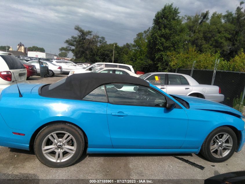 1ZVBP8EM2E5244139 2014 Ford Mustang V6