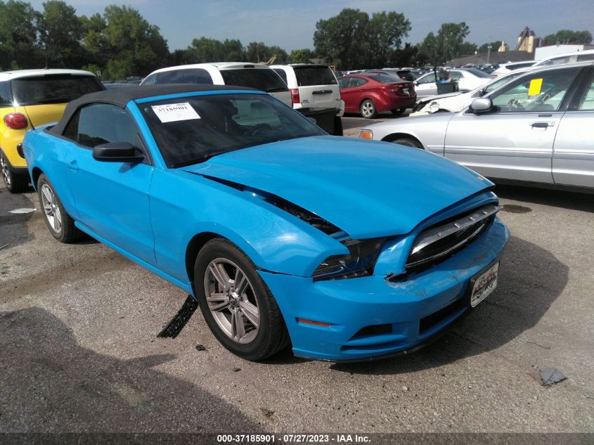 1ZVBP8EM2E5244139 2014 Ford Mustang V6