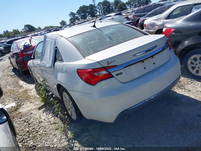 2014 CHRYSLER 200 auction photo 3