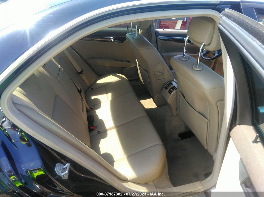 2009 MERCEDES-BENZ C CLASS VIN: WDDGF54X29R063729