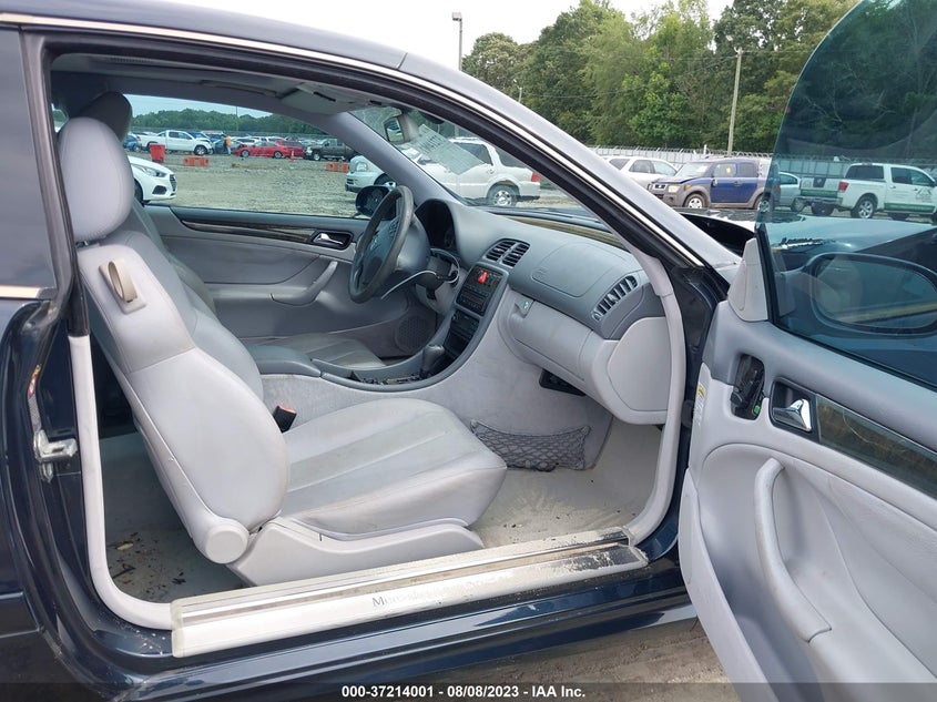 2000 Mercedes-Benz Clk 430 VIN: WDBLJ70G2YF142342 Lot: 37214001