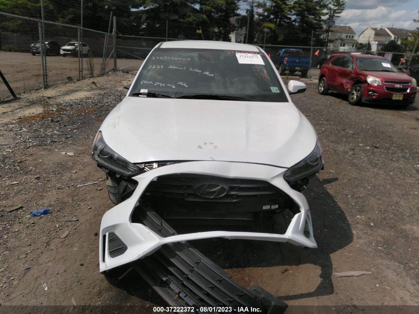 2019 Hyundai Veloster 2.0 VIN: KMHTG6AF2KU017209 Lot: 37222372